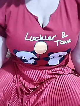 hottyrose69 online show from April 5, 2:58 pm