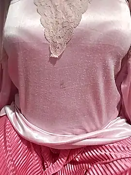 hottyrose69 online show from April 6, 3:46 pm