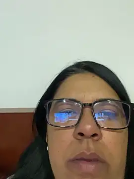 Carameloswing1 online show from December 21, 1:35 am