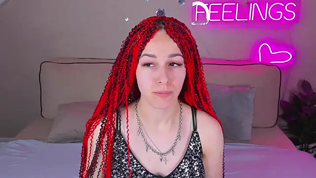 Snapshot of Linda_Jonys chatting on December 23, 8:12 am Linda Jonys online show from December 23, 8:12 am