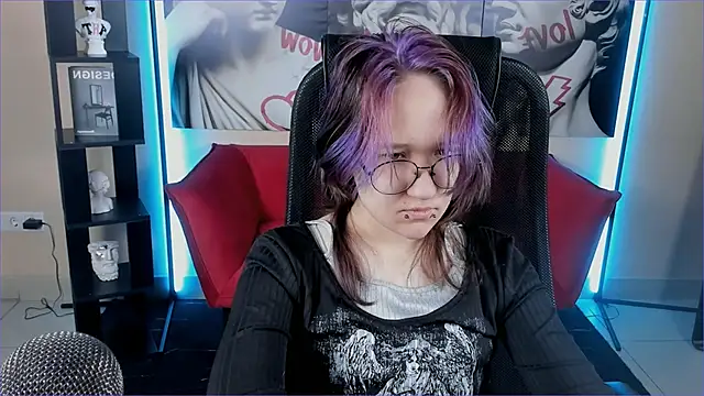 Sylvia Reed online show from December 22, 7:16 am