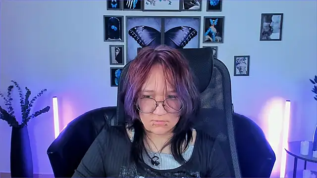 Sylvia Reed online show from January 11, 10:09 am