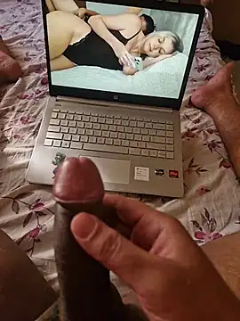 Snapshot of ragnar_steamy chatting on January 18, 9:46 am ragnar steamy online show from January 18, 9:46 am