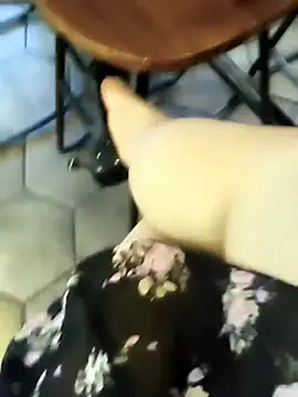 Snapshot of Miky_Lyn chatting on February 11, 5:34 am Miky Lyn online show from February 11, 5:34 am