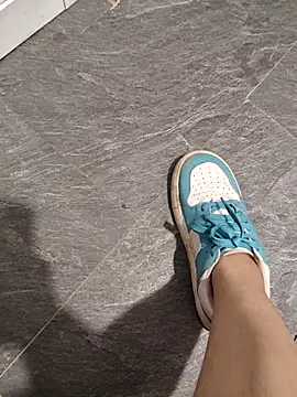 Snapshot of Miky_Lyn chatting on February 28, 2:07 pm Miky Lyn online show from February 28, 2:07 pm