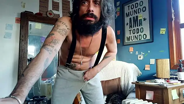 Snapshot of ooproprio chatting on July 4, 8:04 pm ooproprio online show from July 4, 8:04 pm