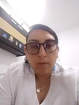 Snapshot of Valeria_montana_ chatting on April 23, 5:48 pm Valeria montana online show from April 23, 5:48 pm