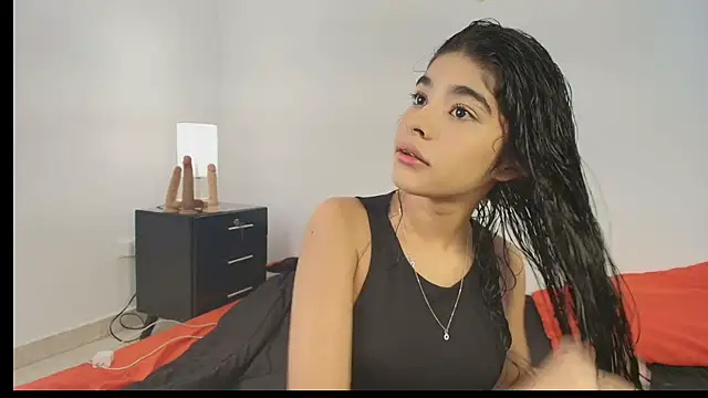 phia carter online show from December 22, 8:28 pm