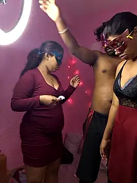 Snapshot of Indian_SexyBhabhi chatting on January 11, 5:01 am Indian SexyBhabhi online show from January 11, 5:01 am