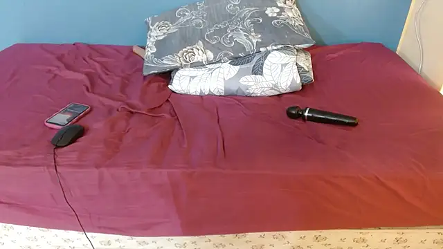 Snapshot of SweetdelightXXXX chatting on February 1, 7:29 am SweetdelightXXXX online show from February 1, 7:29 am