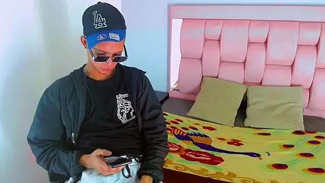 Axel Marcu online show from January 8, 4:37 am