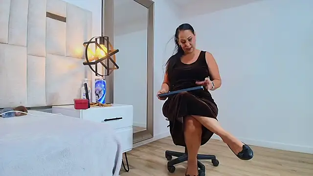 Sara BigAss- online show from January 12, 7:41 pm