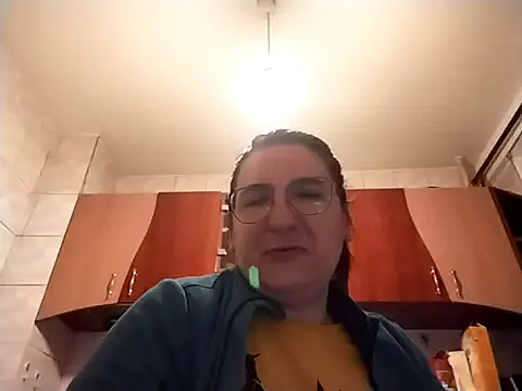 Dana92va online show from March 28, 3:33 pm