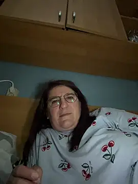 Snapshot of Dana92va chatting on April 19, 6:43 pm Dana92va online show from April 19, 6:43 pm