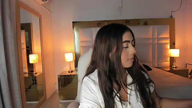 Zoei Moon online show from February 3, 6:24 pm