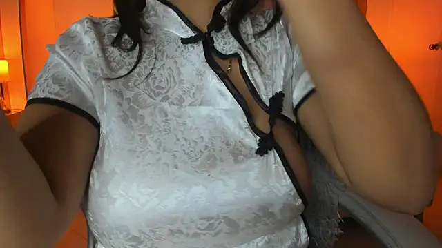 Snapshot of Zoei_Moon chatting on April 27, 7:01 pm Zoei Moon online show from April 27, 7:01 pm