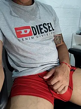 Snapshot of Victorvon9 chatting on January 11, 3:33 am Victorvon9 online show from January 11, 3:33 am