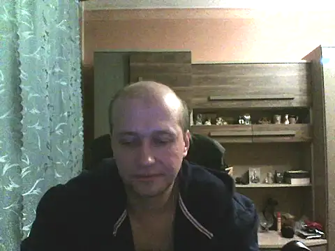Egorij83 online show from December 4, 12:31 am