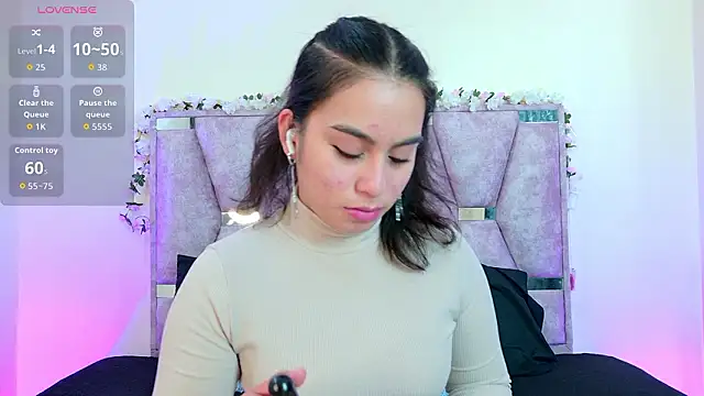 iris and damian online show from March 21, 4:21 pm