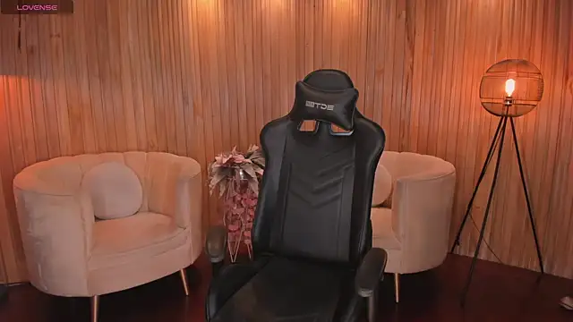 ChloeManson online show from February 10, 9:15 pm