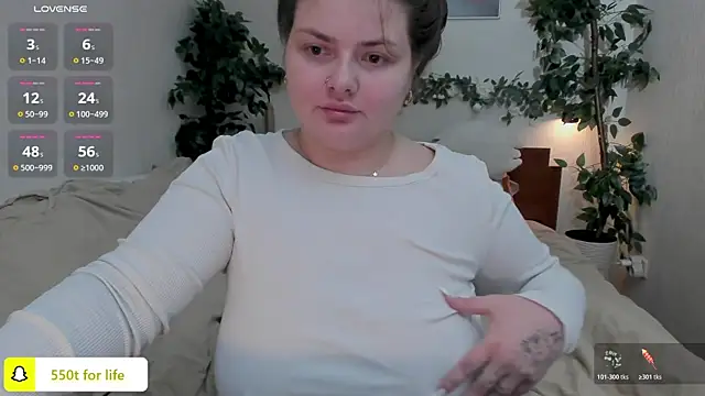 Snapshot of EvKamenskih chatting on December 3, 11:52 am EvKamenskih online show from December 3, 11:52 am