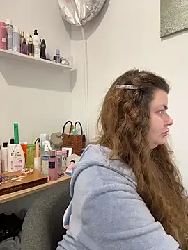 Snapshot of EvKamenskih chatting on December 21, 8:54 am EvKamenskih online show from December 21, 8:54 am