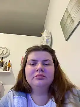 Snapshot of EvKamenskih chatting on December 23, 10:35 am EvKamenskih online show from December 23, 10:35 am