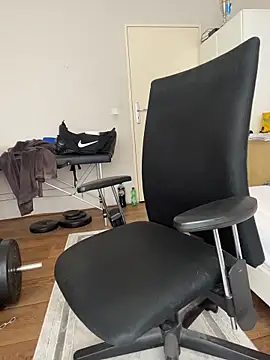 Snapshot of stylesexy chatting on April 1, 1:41 pm stylesexy online show from April 1, 1:41 pm