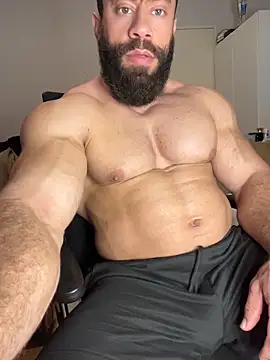 Snapshot of stylesexy chatting on April 7, 5:35 pm stylesexy online show from April 7, 5:35 pm