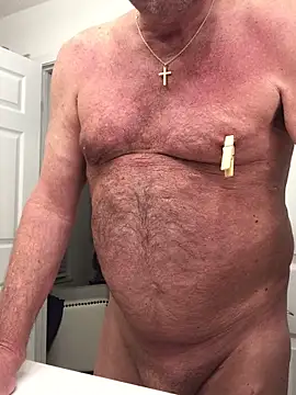 Toothpic1 online show from December 18, 7:03 am