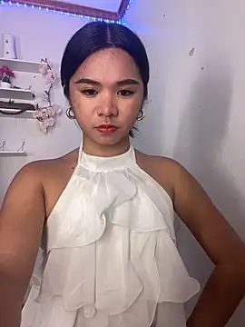 voganmarie online show from June 10, 2:49 pm