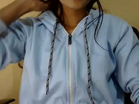 Snapshot of Shab_M chatting on February 18, 8:32 am Shab M online show from February 18, 8:32 am