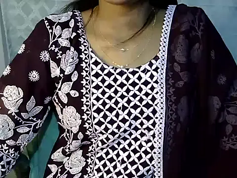 Snapshot of Shab_M chatting on February 27, 5:02 pm Shab M online show from February 27, 5:02 pm