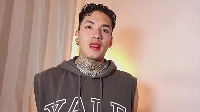 AlecBanne online show from January 9, 11:17 pm