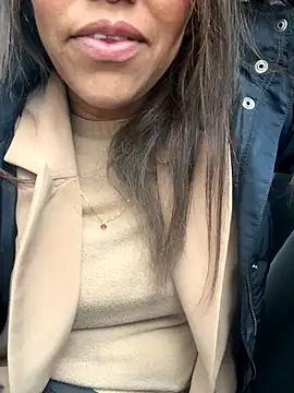 Bambolinastella online show from December 22, 12:57 pm