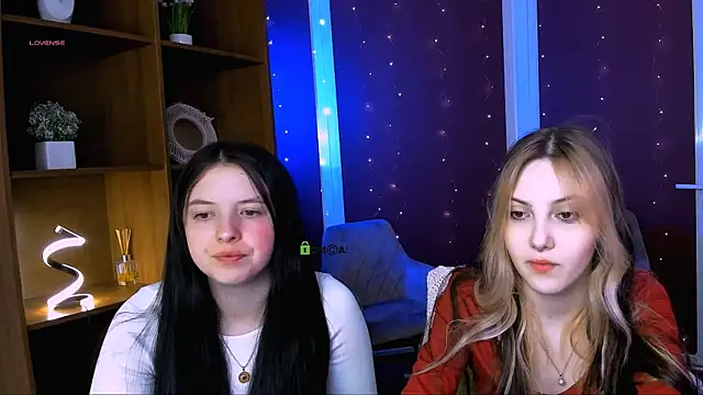 diara ti online show from December 15, 6:06 am