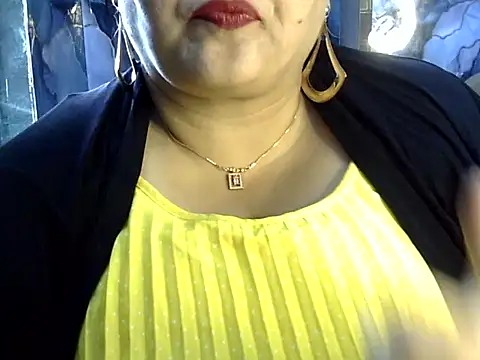 Snapshot of Soniya_Sha chatting on June 27, 8:19 am Soniya Sha online show from June 27, 8:19 am