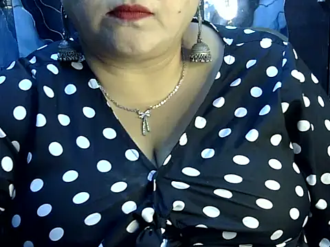 Snapshot of Soniya_Sha chatting on July 6, 7:49 am Soniya Sha online show from July 6, 7:49 am
