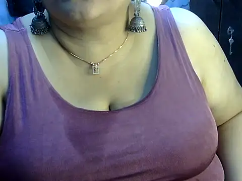 Snapshot of Soniya_Sha chatting on July 28, 3:21 pm Soniya Sha online show from July 28, 3:21 pm