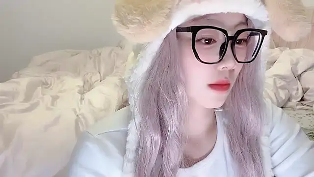 fayebabe online show from December 14, 1:05 pm