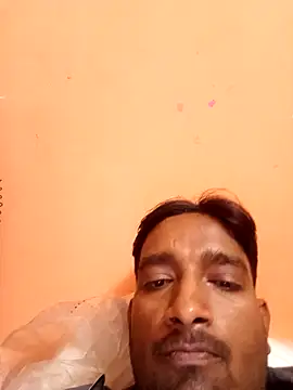 RahulPriya-1992 online show from December 4, 7:55 pm