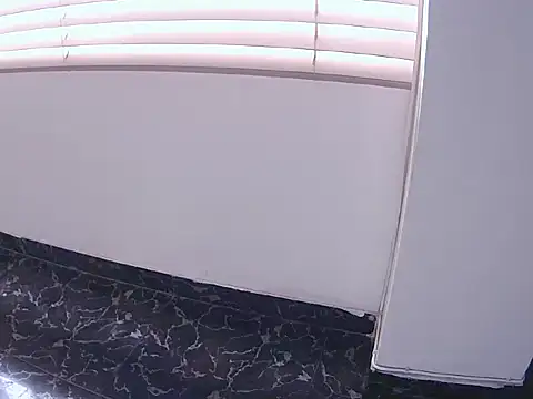 Fernanda andrew online show from March 3, 3:40 pm