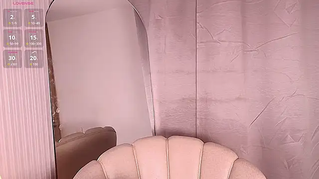 Mia mystic  online show from April 10, 10:42 am