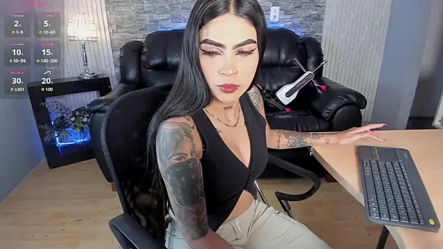 Snapshot of _hanna_miller__ chatting on January 14, 7:41 pm hanna miller online show from January 14, 7:41 pm