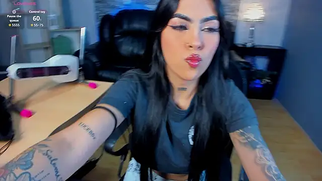 Snapshot of _hanna_miller__ chatting on February 27, 8:42 pm hanna miller online show from February 27, 8:42 pm