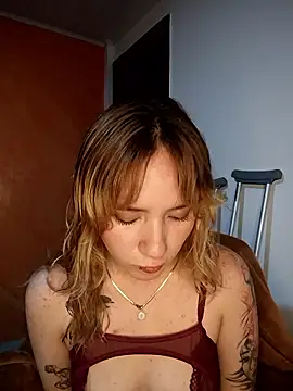 Dollvexia  online show from January 13, 10:15 pm