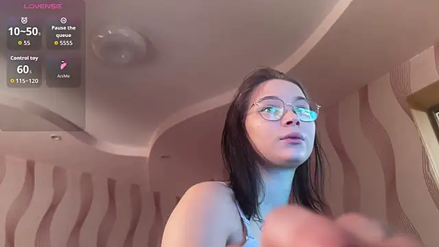 MeganBabyFox online show from January 8, 8:27 am