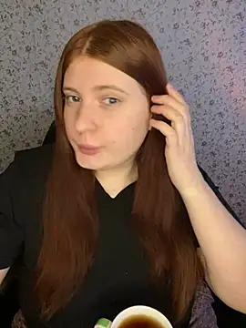 Snapshot of NicollVeys chatting on February 10, 2:43 pm NicollVeys online show from February 10, 2:43 pm