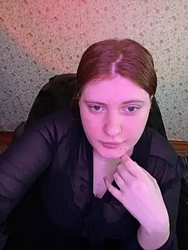 Snapshot of NicollVeys chatting on March 1, 1:57 pm NicollVeys online show from March 1, 1:57 pm