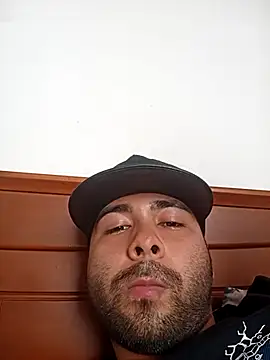 HotThreesoome online show from January 12, 6:24 pm